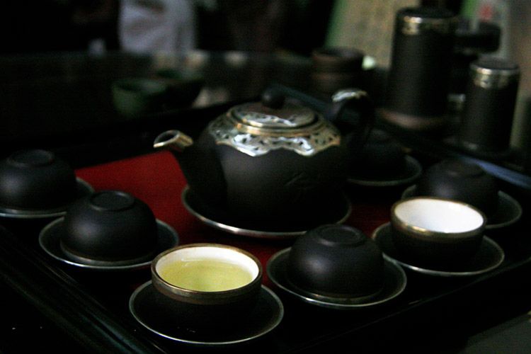 Các bộ ấm tử sa hoàn chỉnh đều có thẩm mỹ rất cao được những người yêu trà ưa thích.